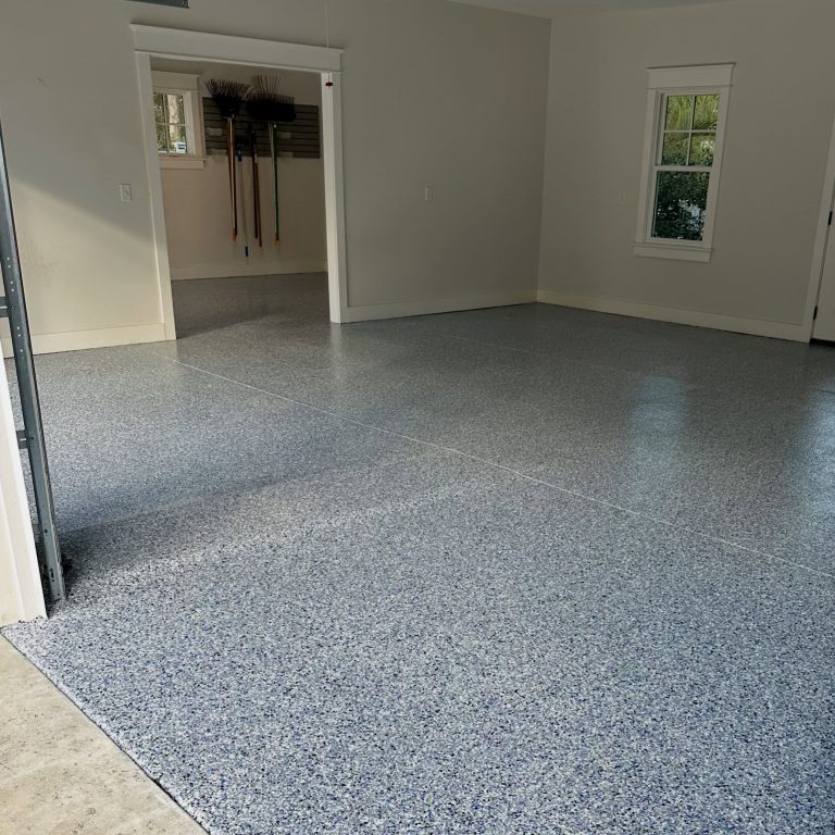Blue-gray flake garage floor