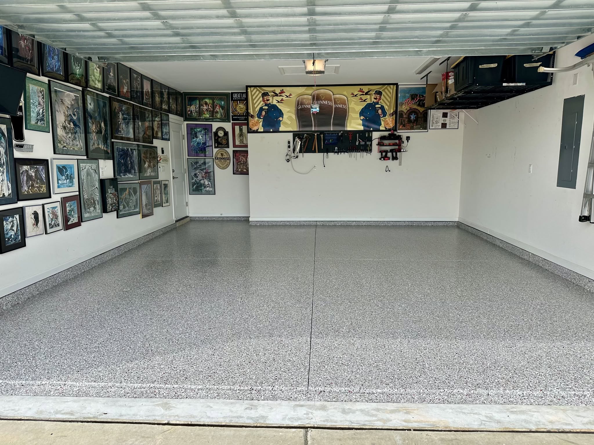 Light flake garage