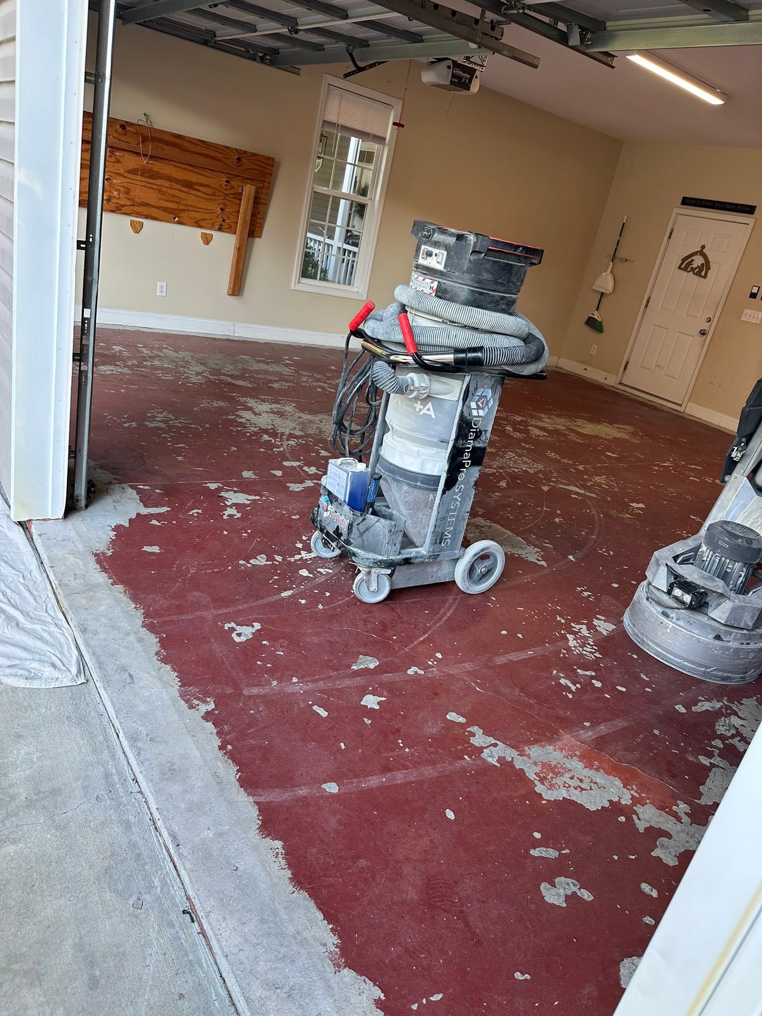 Grinding off an old coating