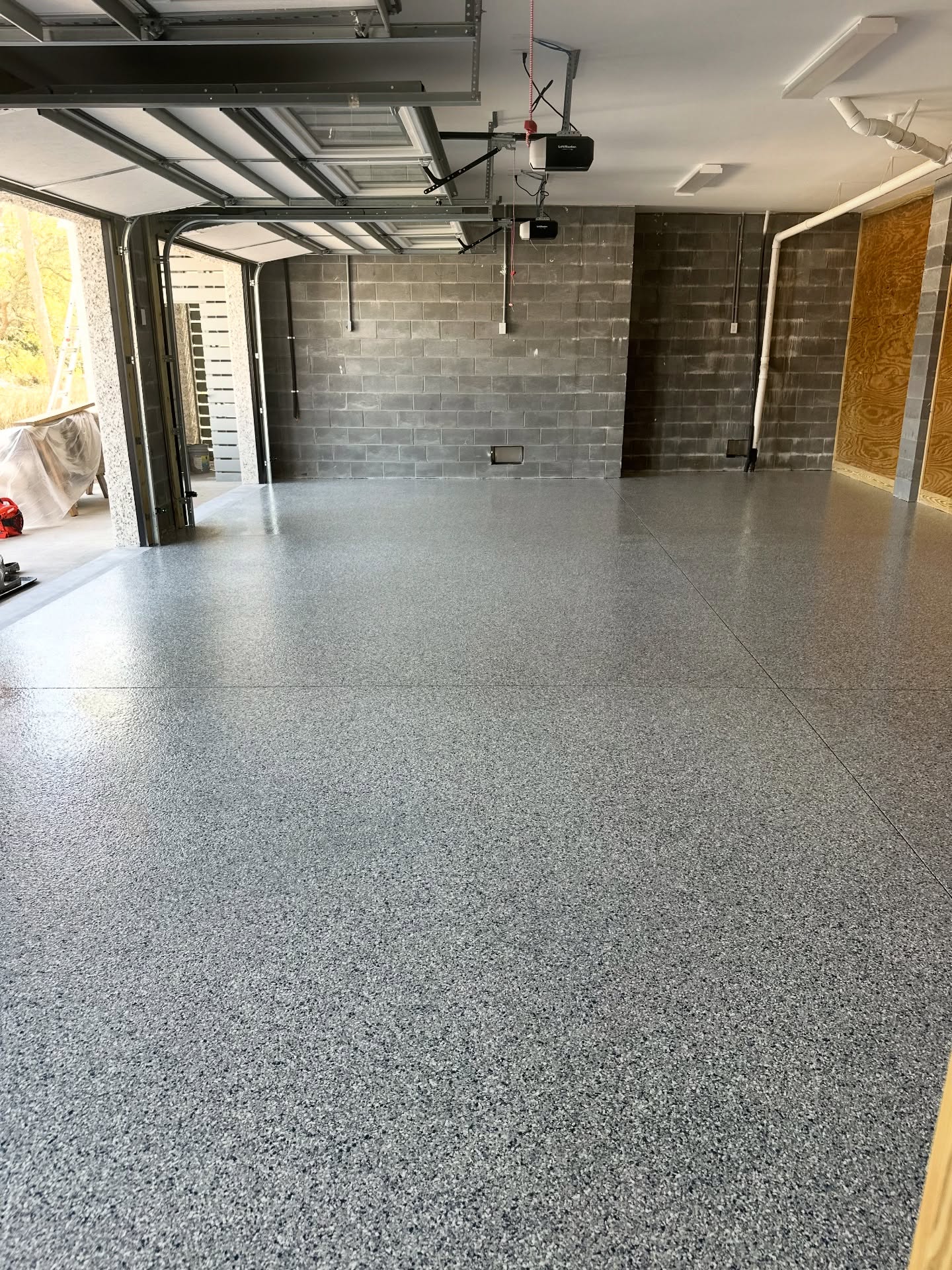Flake garage floor