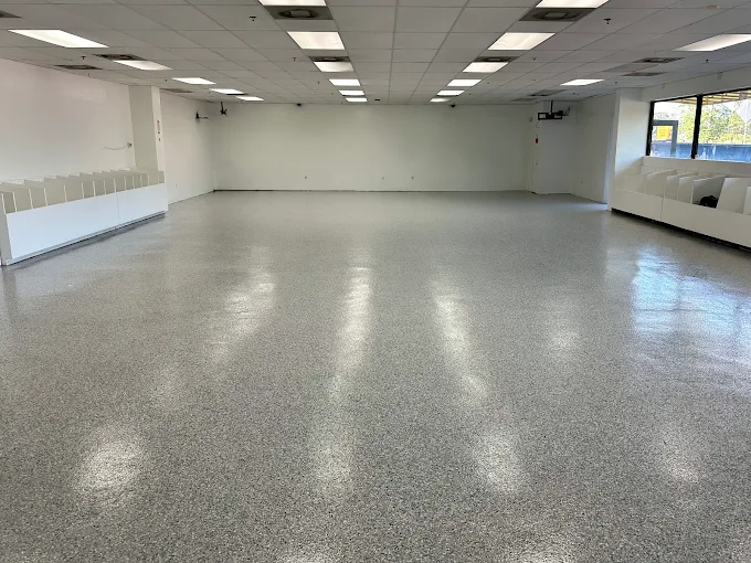 Large glossy flake floor coating